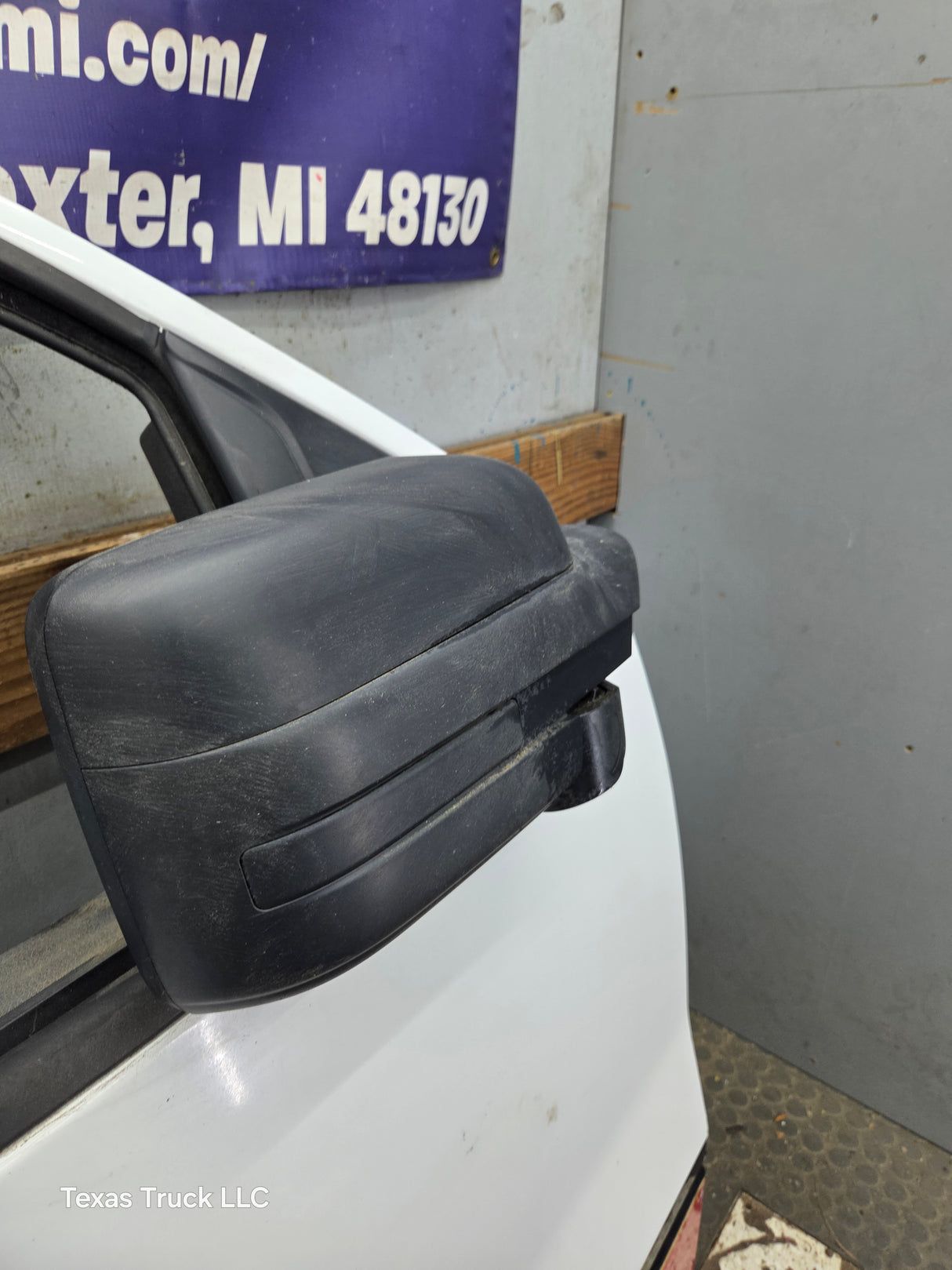 2004-2008 Ford F150 Extended/Regular Cab Passenger Side Front Door RH