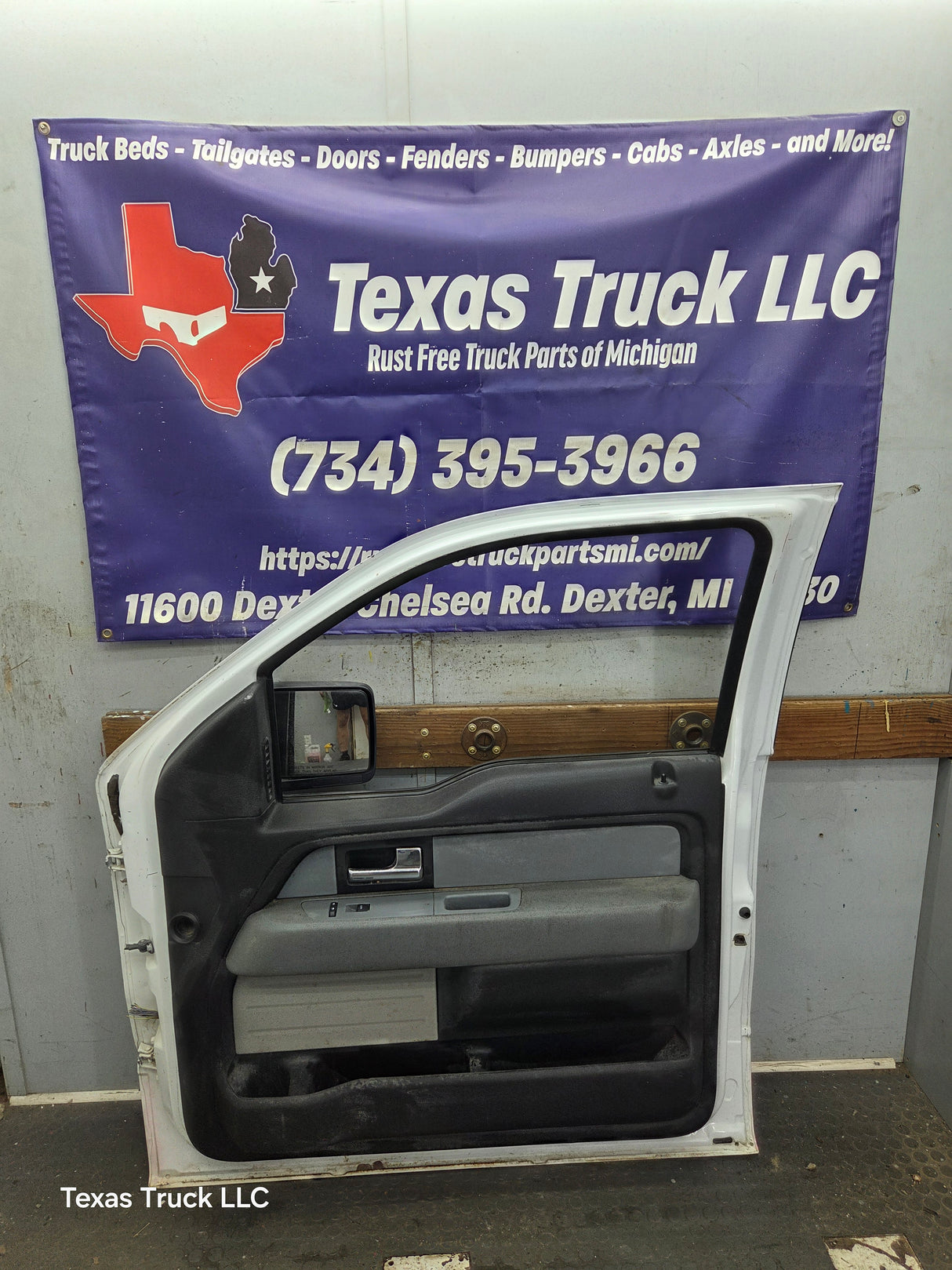 2004-2008 Ford F150 Extended/Regular Cab Passenger Side Front Door RH