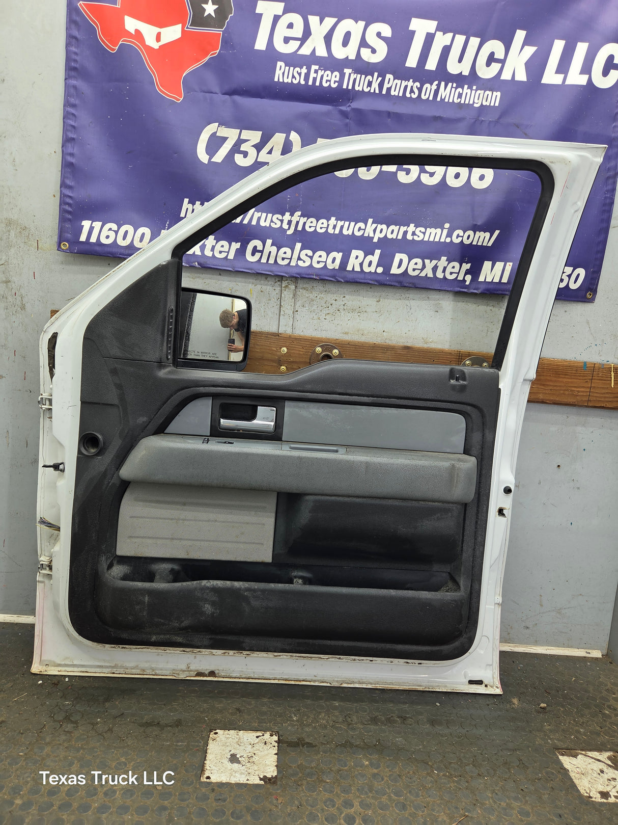 2004-2008 Ford F150 Extended/Regular Cab Passenger Side Front Door RH