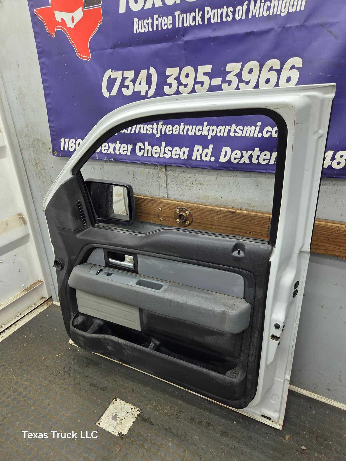 2004-2008 Ford F150 Extended/Regular Cab Passenger Side Front Door RH