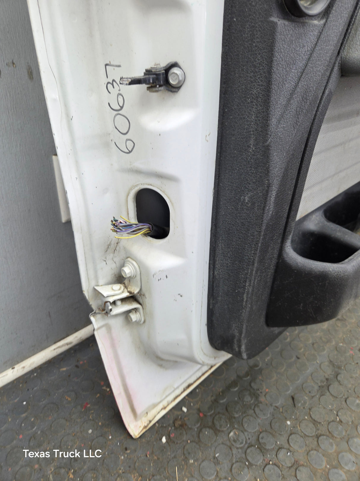 2004-2008 Ford F150 Extended/Regular Cab Passenger Side Front Door RH