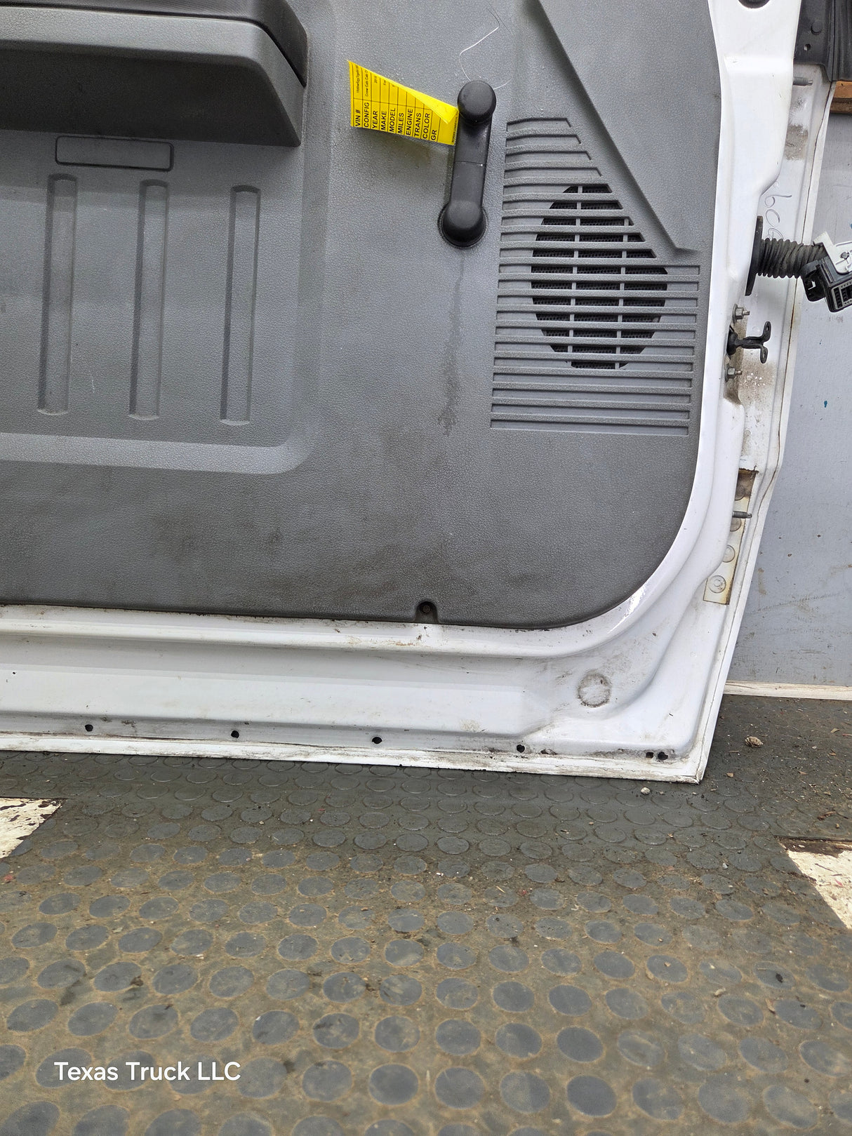 2012-2016 Ford Super Duty LH Driver Side Front Door F250 F350 F450 F550