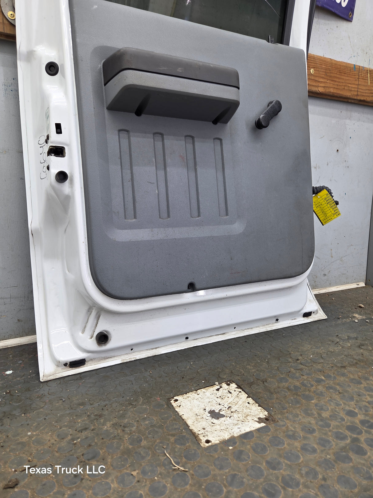2012-2016 Ford Super Duty Driver Rear Door LH Crew Cab F250 F350 F450 F550