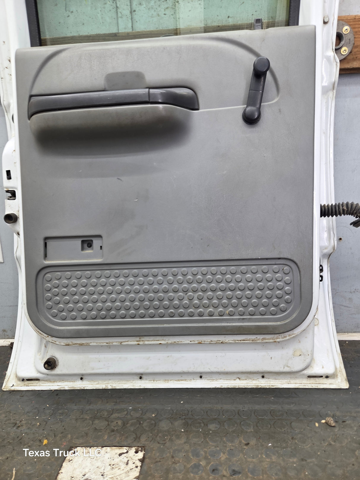 1999-2011 Ford Super Duty LH Driver Side Rear Crew Cab Door F250 F350 F450 F550