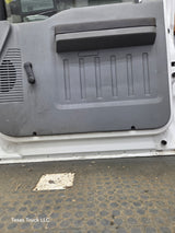 2012-2016 Ford Super Duty RH Passenger Side Front Door F250 F350 F450 F550