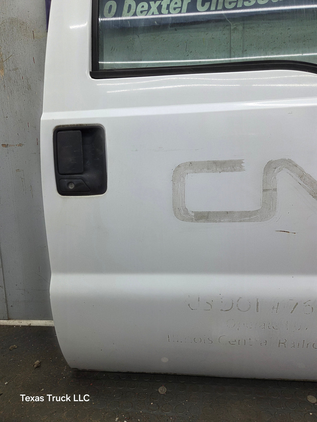 1999-2011 Ford Super Duty LH Driver Side Front Door F250 F350 F450 F550