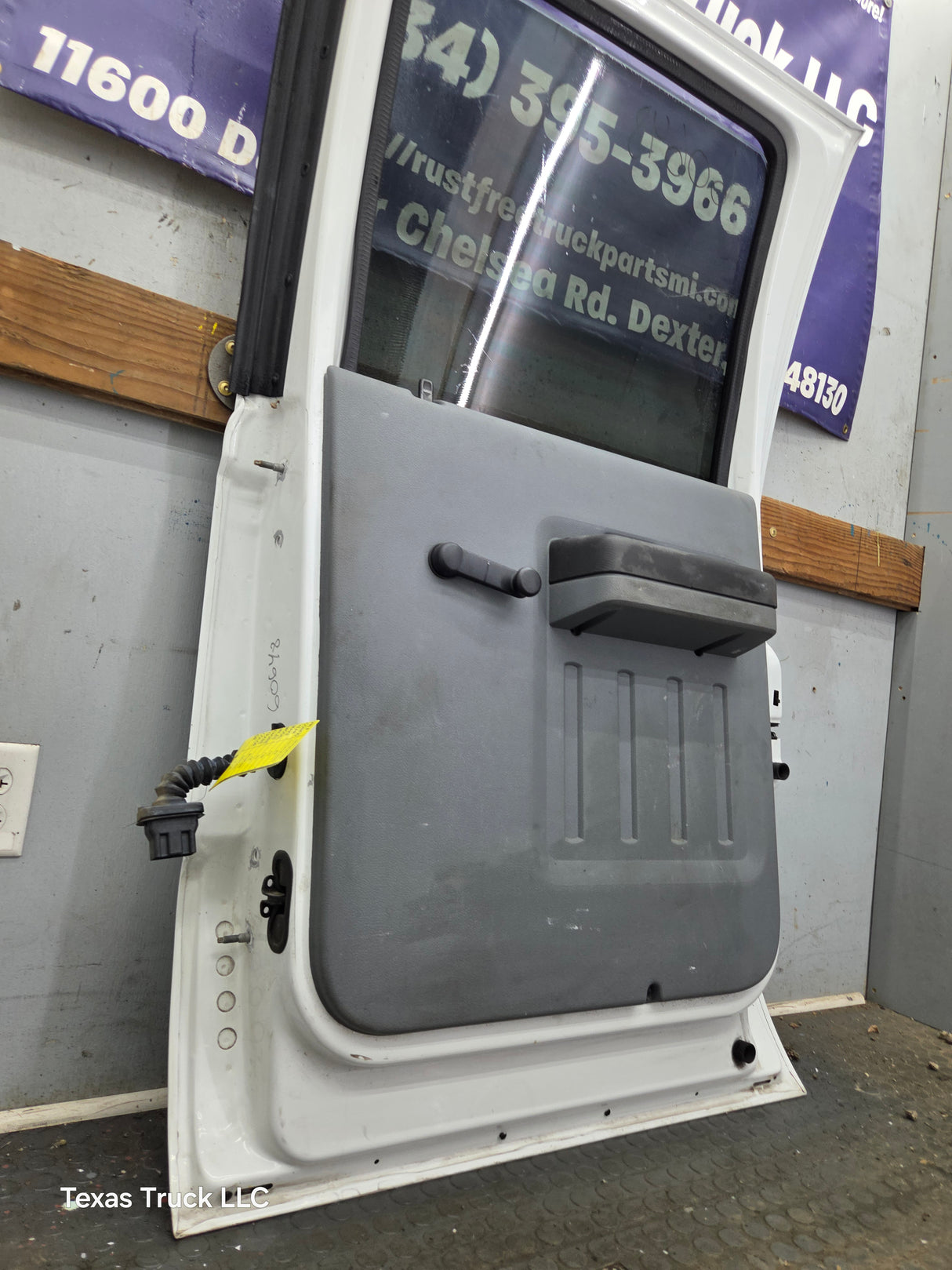 2012-2016 Ford Super Duty Driver Rear Door LH Crew Cab F250 F350 F450 F550