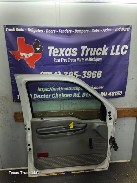 1999-2011 Ford Super Duty LH Driver Side Front Door F250 F350 F450 F550