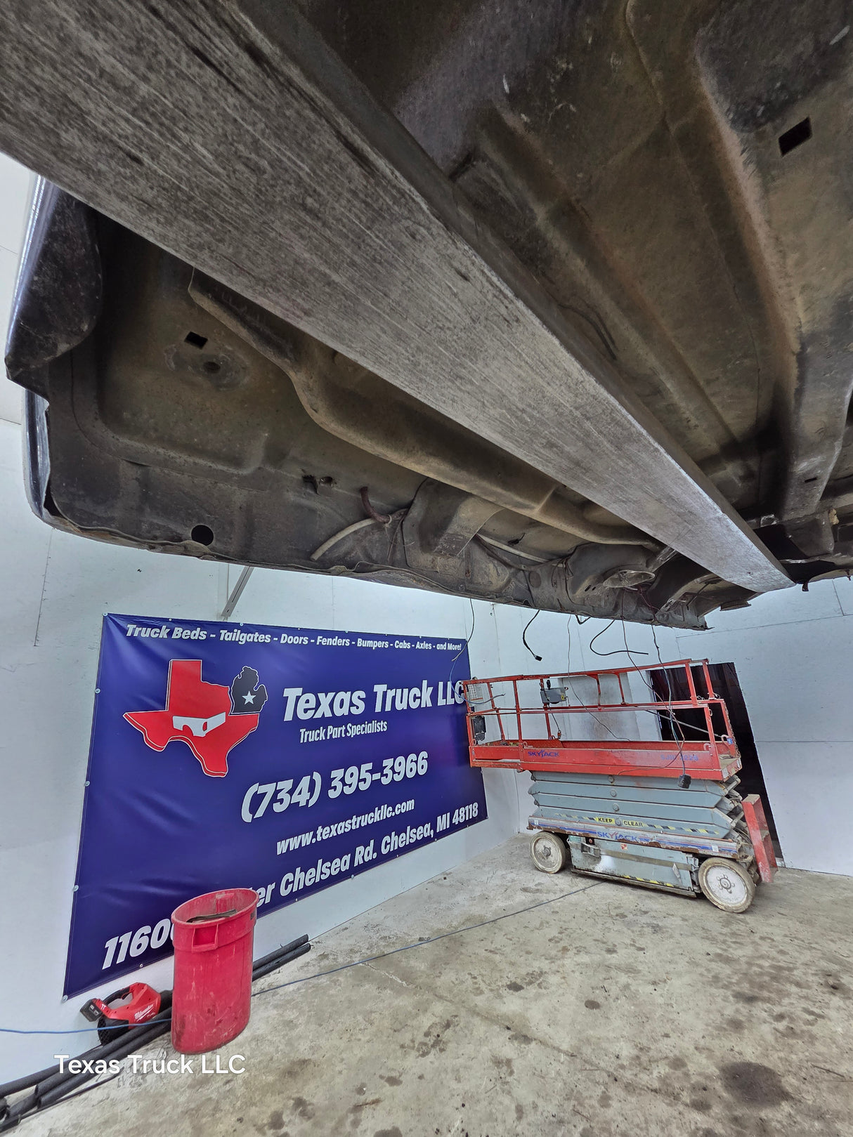 1999-2007 Chevrolet Silverado / GMC Sierra 1500 2500 HD 3500HD Crew Cab Body