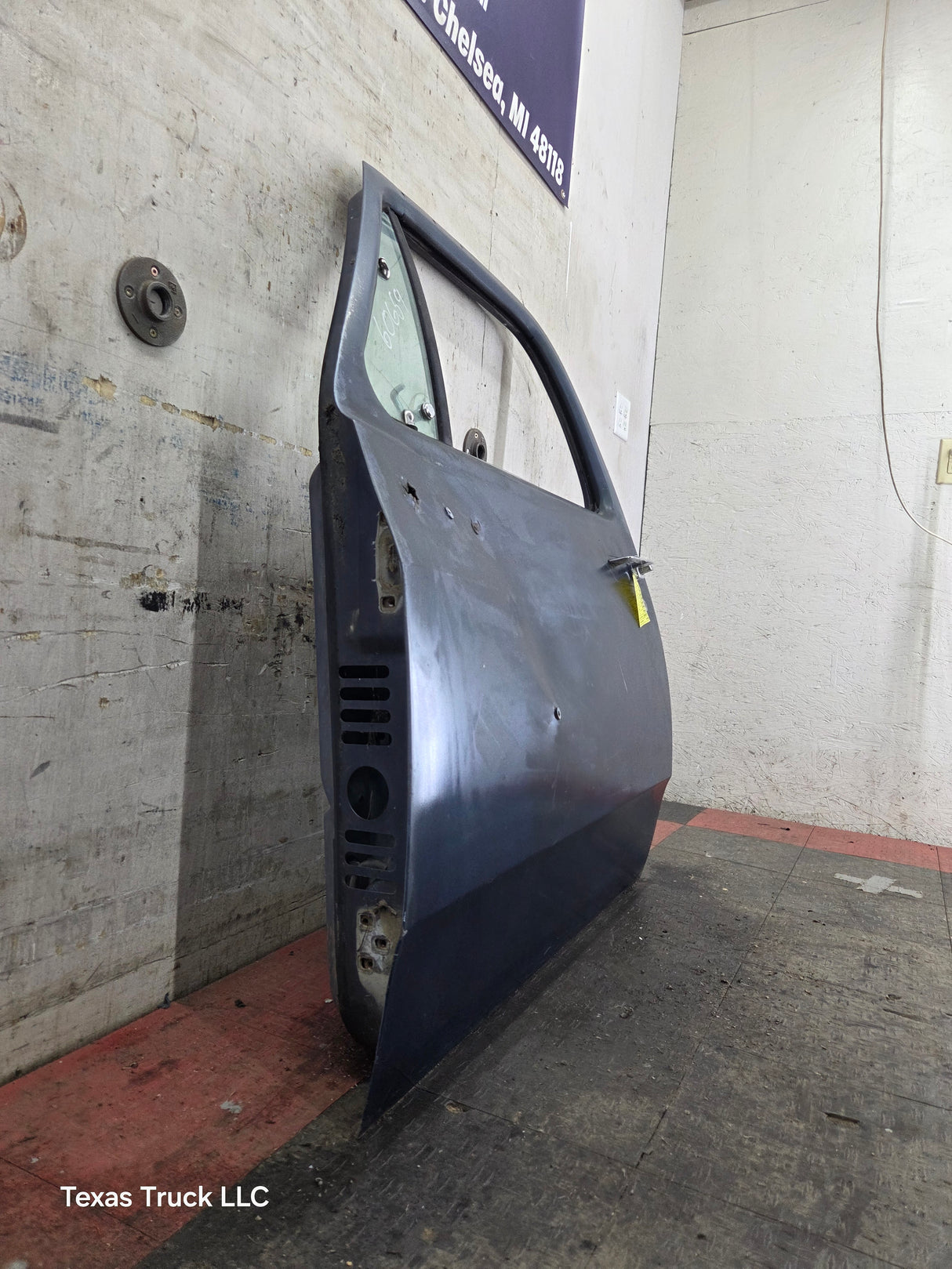 1981-1993 Dodge Ram 1st Gen LH Driver Side Front Door W150 W250 W350 D150 D250 D350 Ram Charger