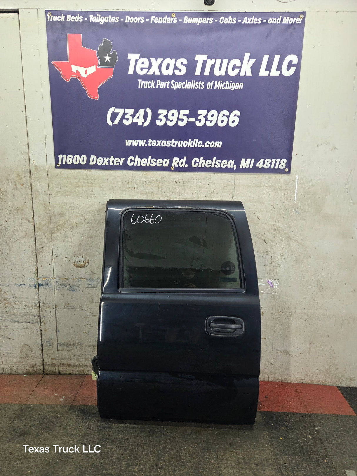 1999-2007 Chevrolet Silverado / GMC Sierra 1500 2500 3500 HD Driver side LH Crew Cab rear door