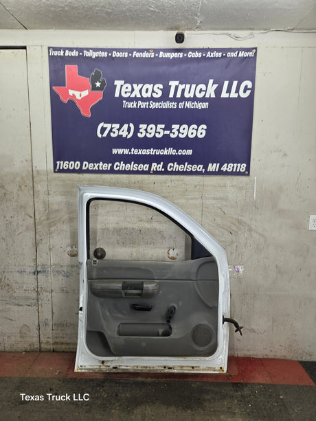 2007-2013 Chevrolet Silverado / GMC Sierra 1500 2500 3500 HD LH Front Driver Side Door