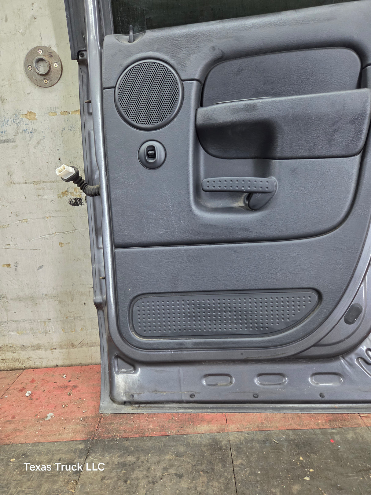 2003-2008 Dodge Ram 3rd Gen RH Passenger Side Rear Quad Cab Door 1500 2500 3500 4500 5500 (Copy)