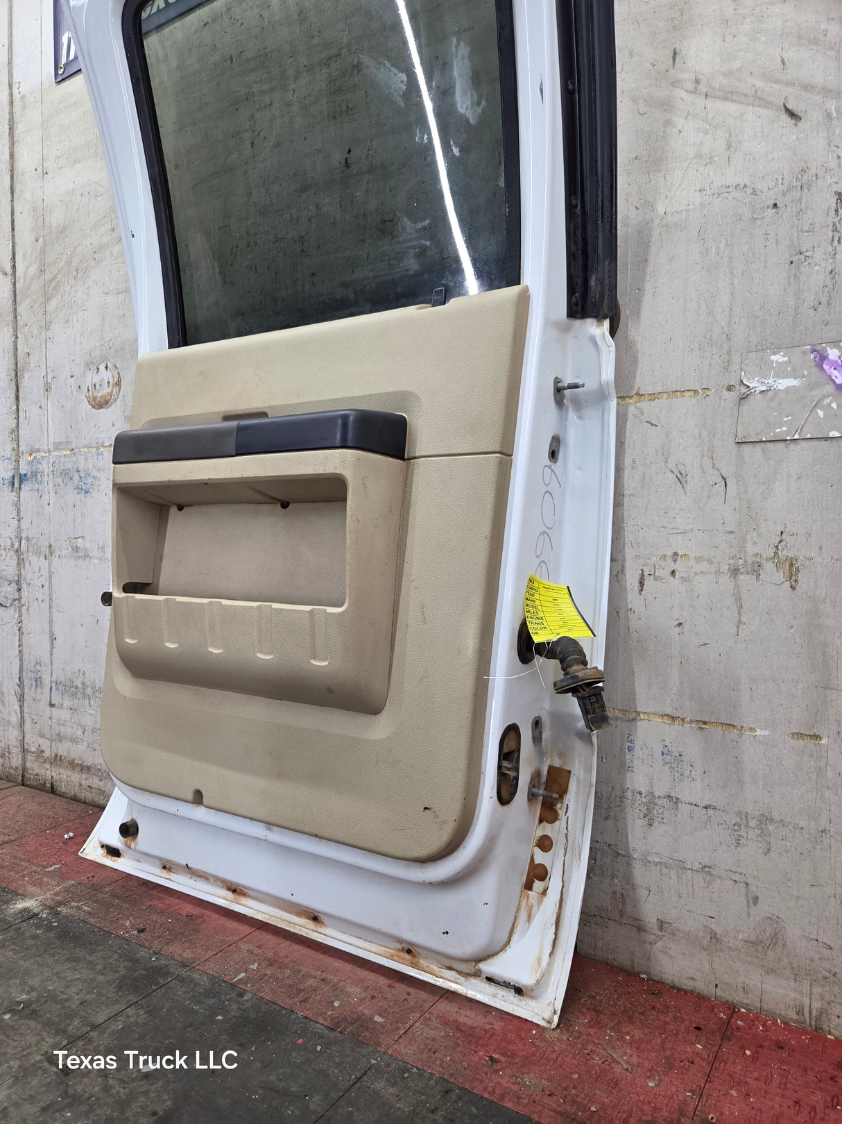 1999-2011 Ford Super Duty LH Driver Side Rear Crew Cab Door F250 F350 F450 F550