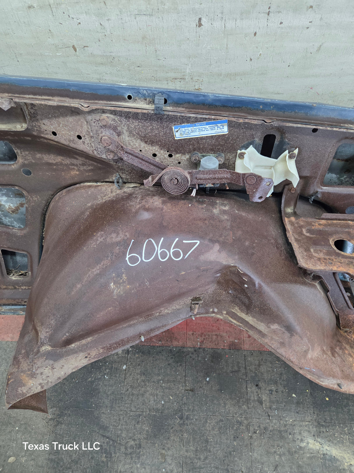 1981-1991 Chevrolet Silverado / GMC Sierra Square Body LH Drivers Side Front Fender