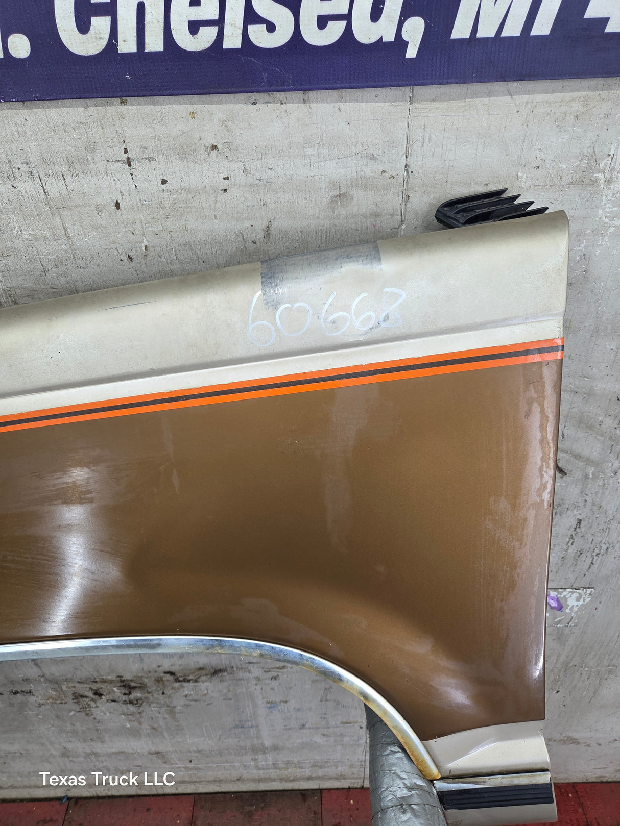 1988-1998 Chevrolet / GMC 1500 2500 3500 Left Hand Driver Side Front Fender