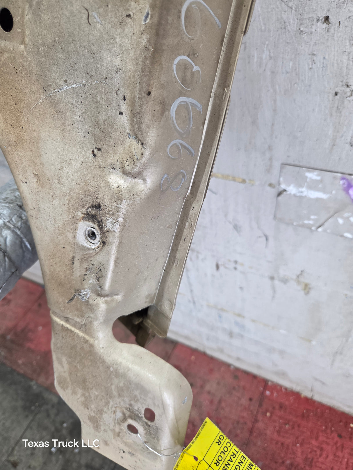 1988-1998 Chevrolet / GMC 1500 2500 3500 Left Hand Driver Side Front Fender