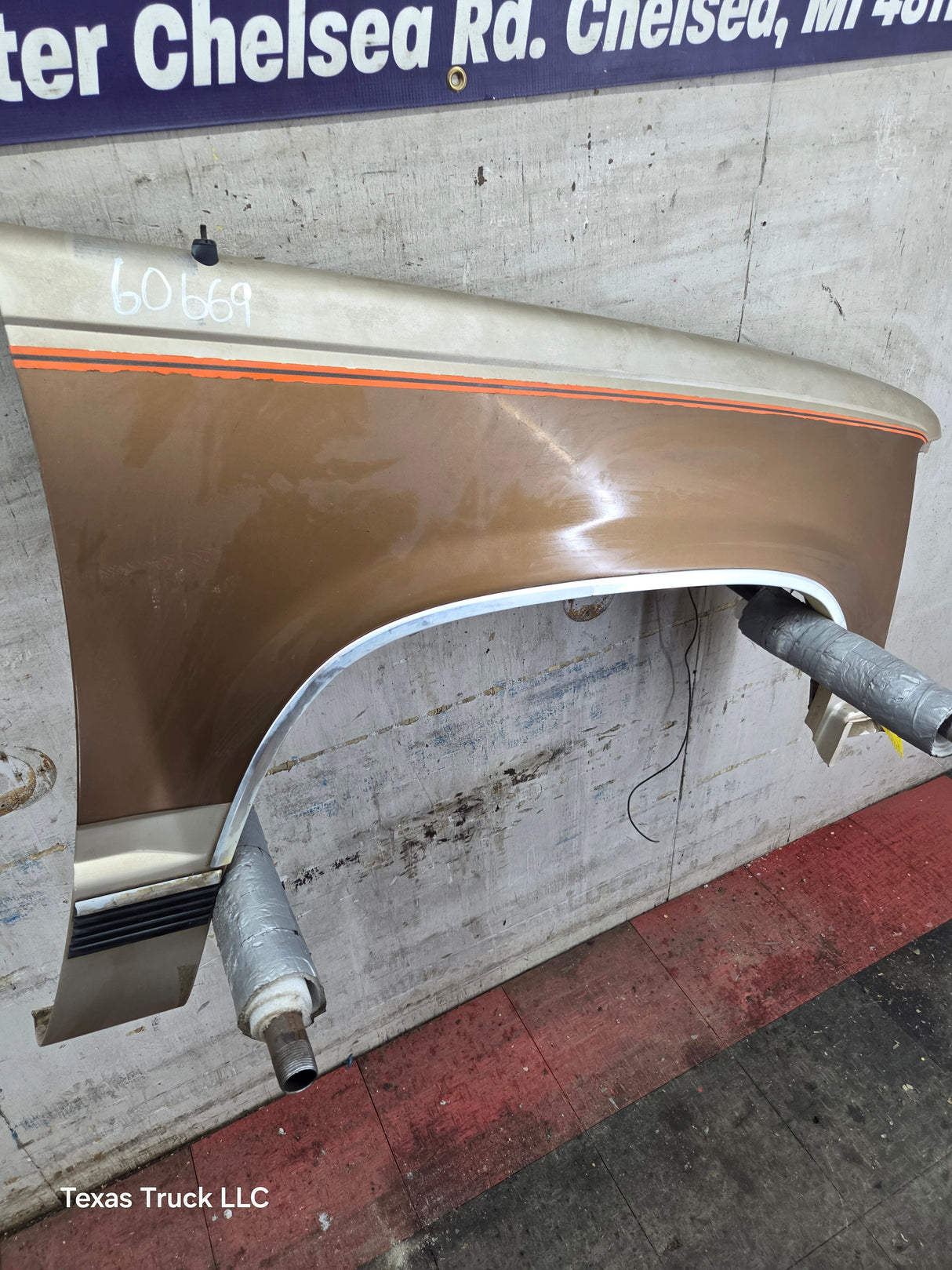 1988-1998 Chevrolet / GMC 1500 2500 3500 Right Hand Passenger Side Front Fender