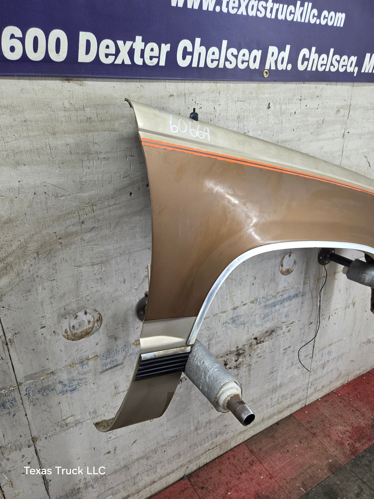 1988-1998 Chevrolet / GMC 1500 2500 3500 Right Hand Passenger Side Front Fender