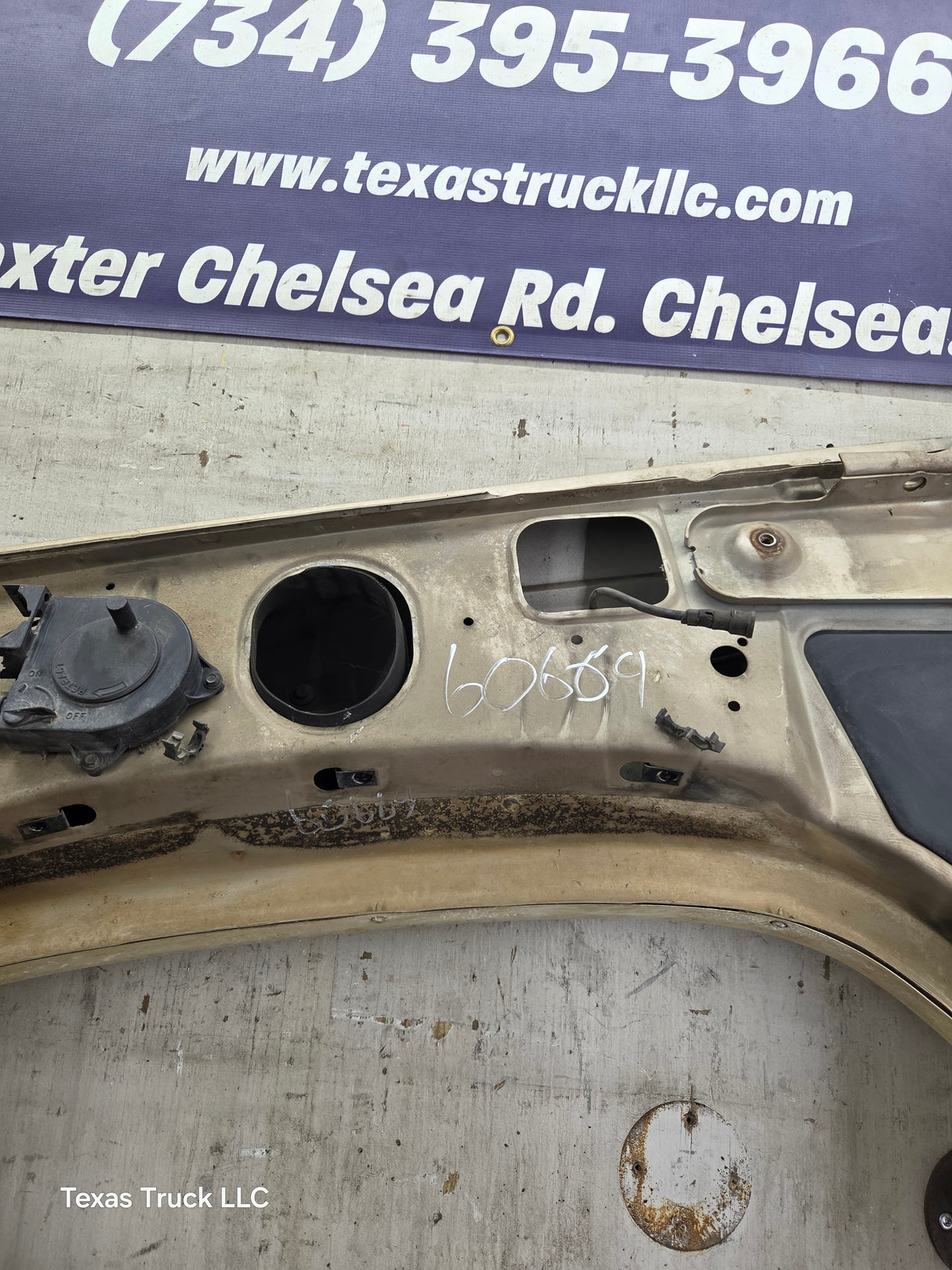 1988-1998 Chevrolet / GMC 1500 2500 3500 Right Hand Passenger Side Front Fender