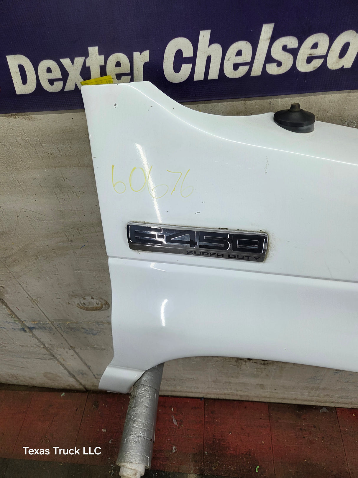 1999-2007 Ford Super Duty RH Passenger Side Front Fender E150 E250 E350 E450 E550 Econoline