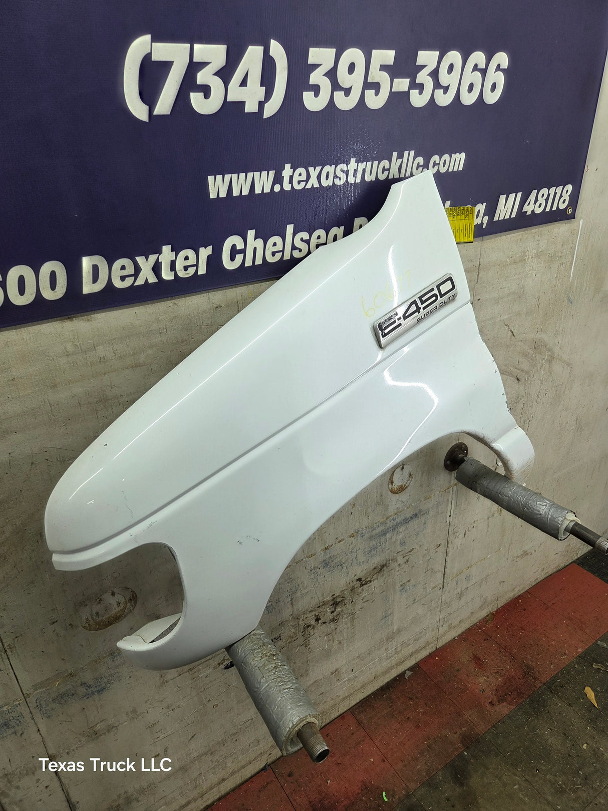 1999-2007 Ford Super Duty LH Driver Side Front Fender E150 E250 E350 E450 E550 Econoline
