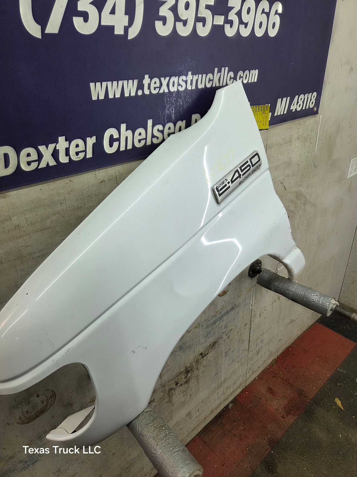 1999-2007 Ford Super Duty LH Driver Side Front Fender E150 E250 E350 E450 E550 Econoline