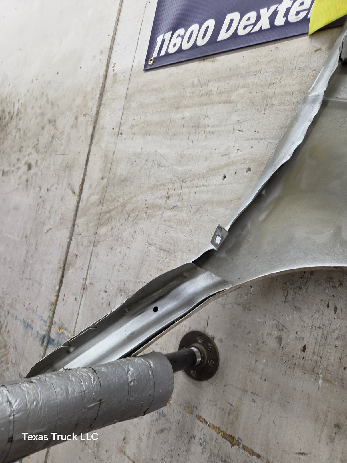 1999-2007 Ford Super Duty LH Driver Side Front Fender E150 E250 E350 E450 E550 Econoline