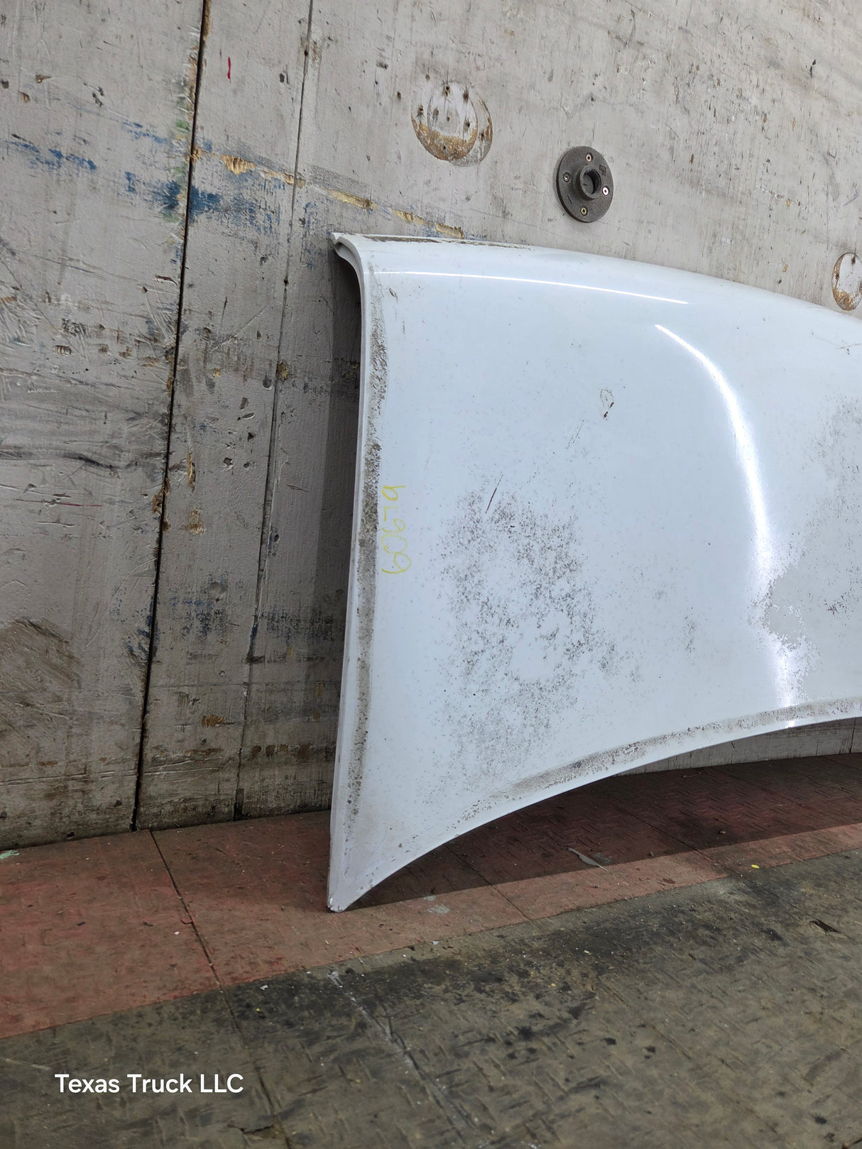 2003-2007 Ford E-Series Hood E150 E250 E350 E450
