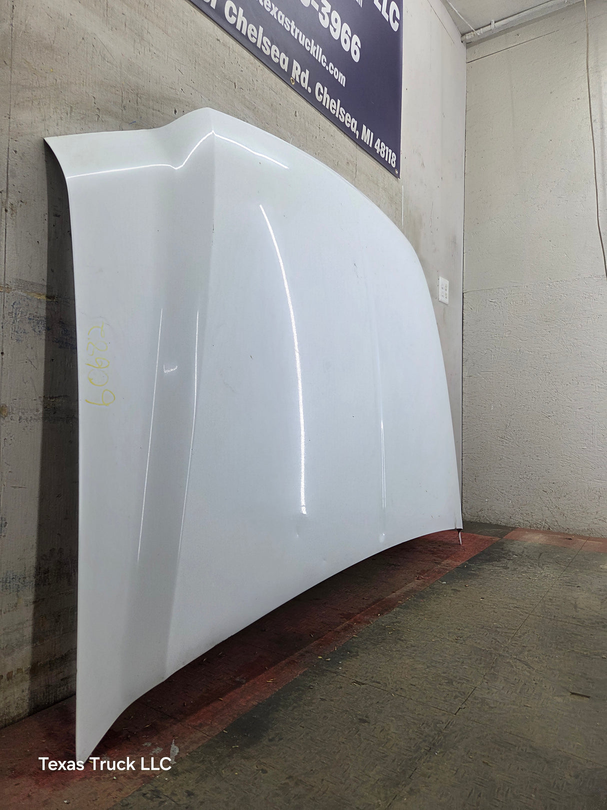 1999-2007 Ford Super Duty Hood F250 F350 F450 F550