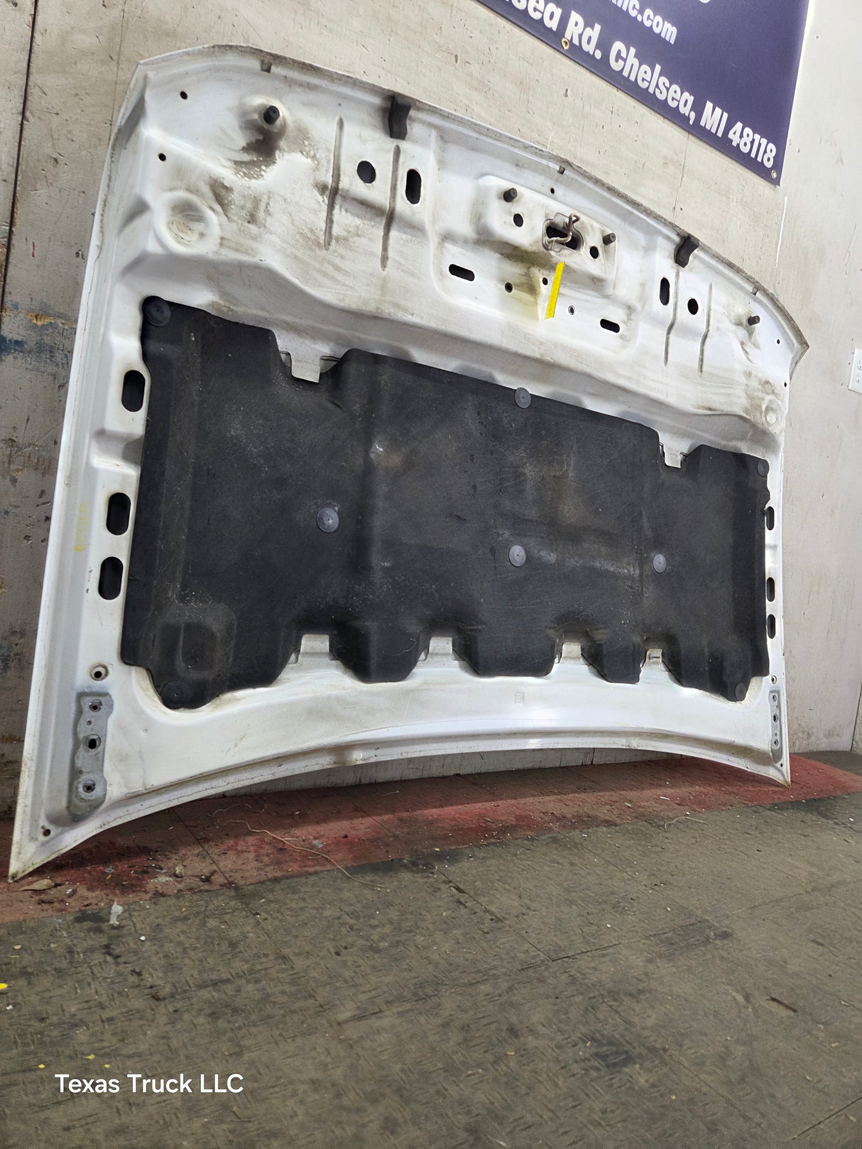 2007-2013 Chevrolet Silverado 1500 2500 Hood