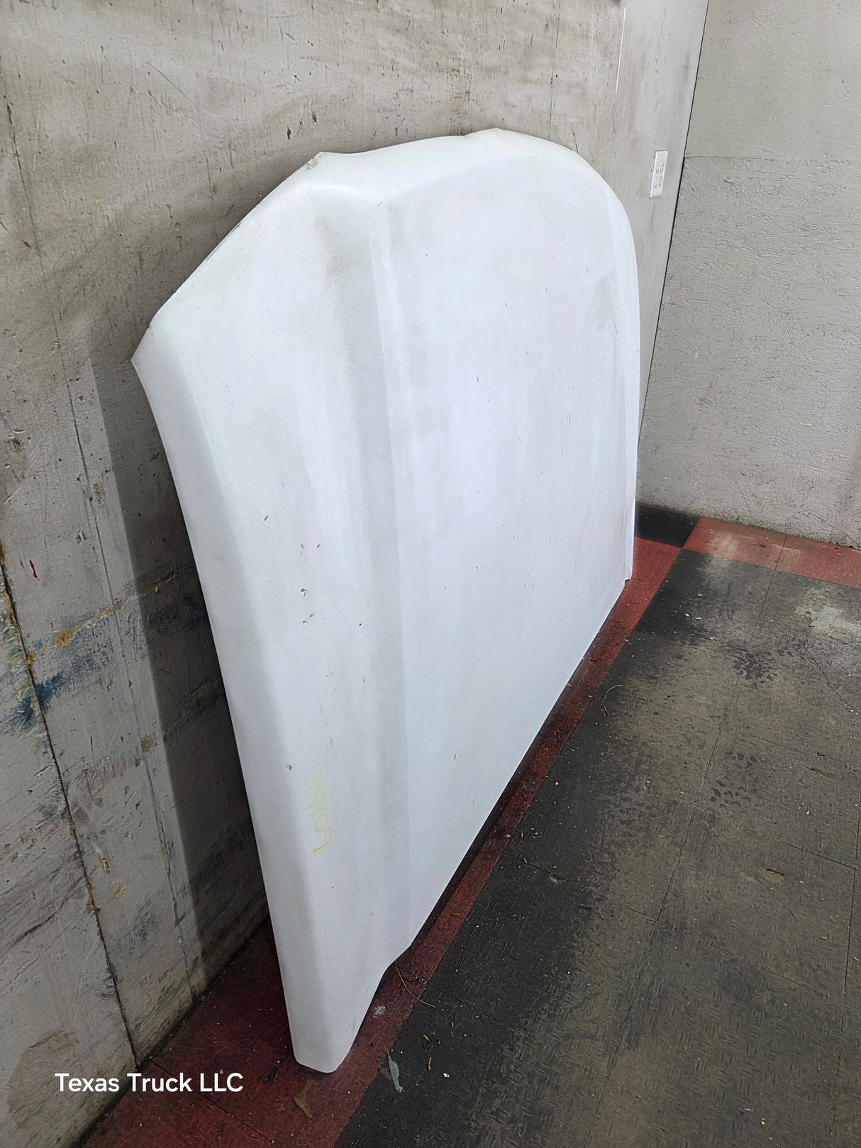2003-2006 Chevrolet Silverado 1500 2500 'Cateye' Hood "Standard Line" - Summit White