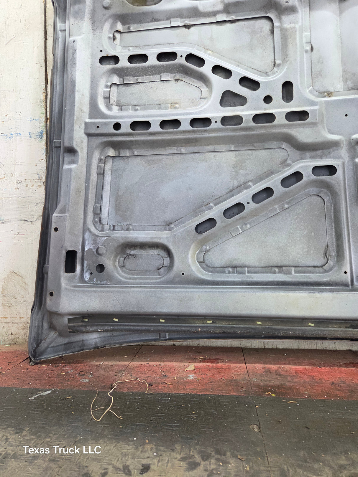 1981-1991 Chevrolet Silverado / GMC Sierra Square Body Hood C10 C20 C30 Suburban K5 K10 K20 Blazer