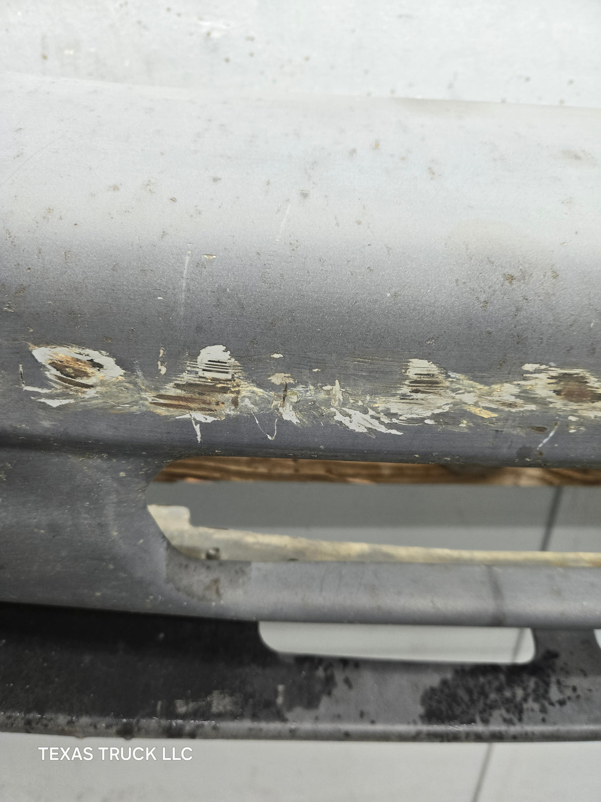 1992–2007 Ford Econoline E-150 E-250 E-350 E-450 E-550 Front Bumper