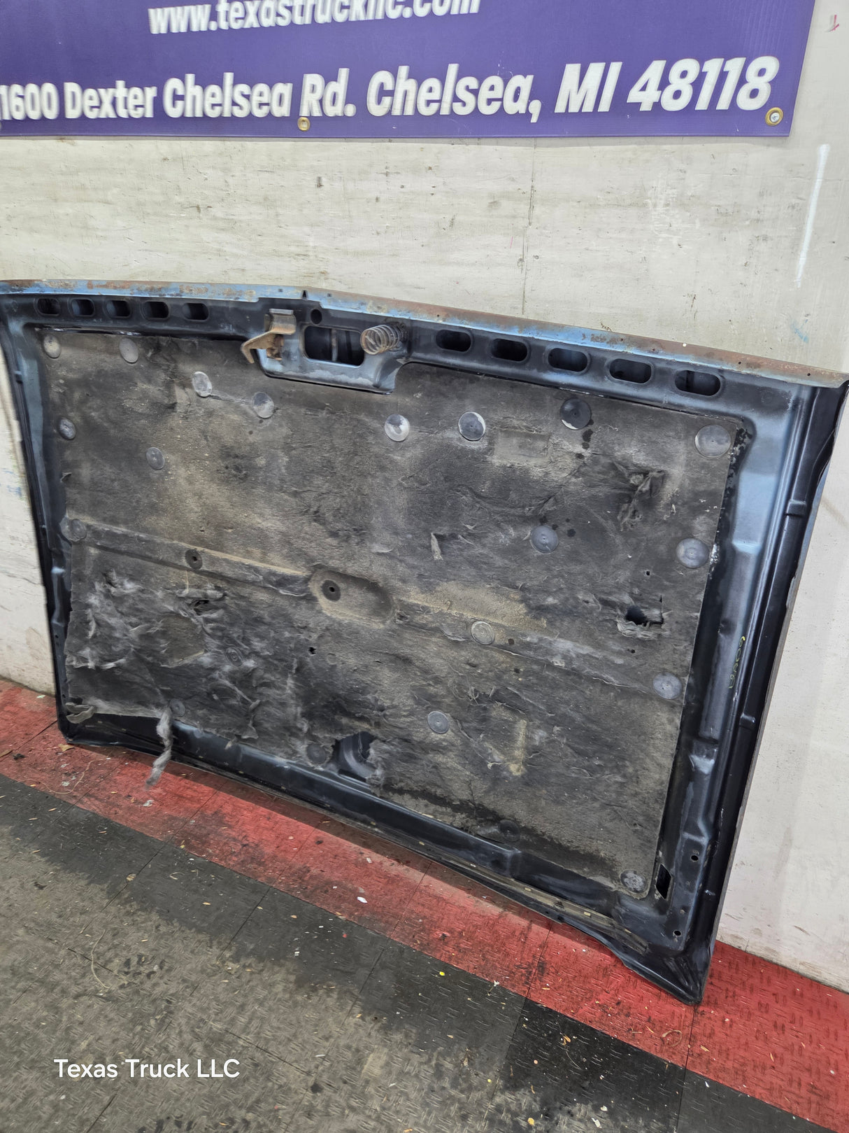 1981-1991 Chevrolet Silverado / GMC Sierra Square Body Hood C10 C20 C30 Suburban K5 K10 K20 Blazer