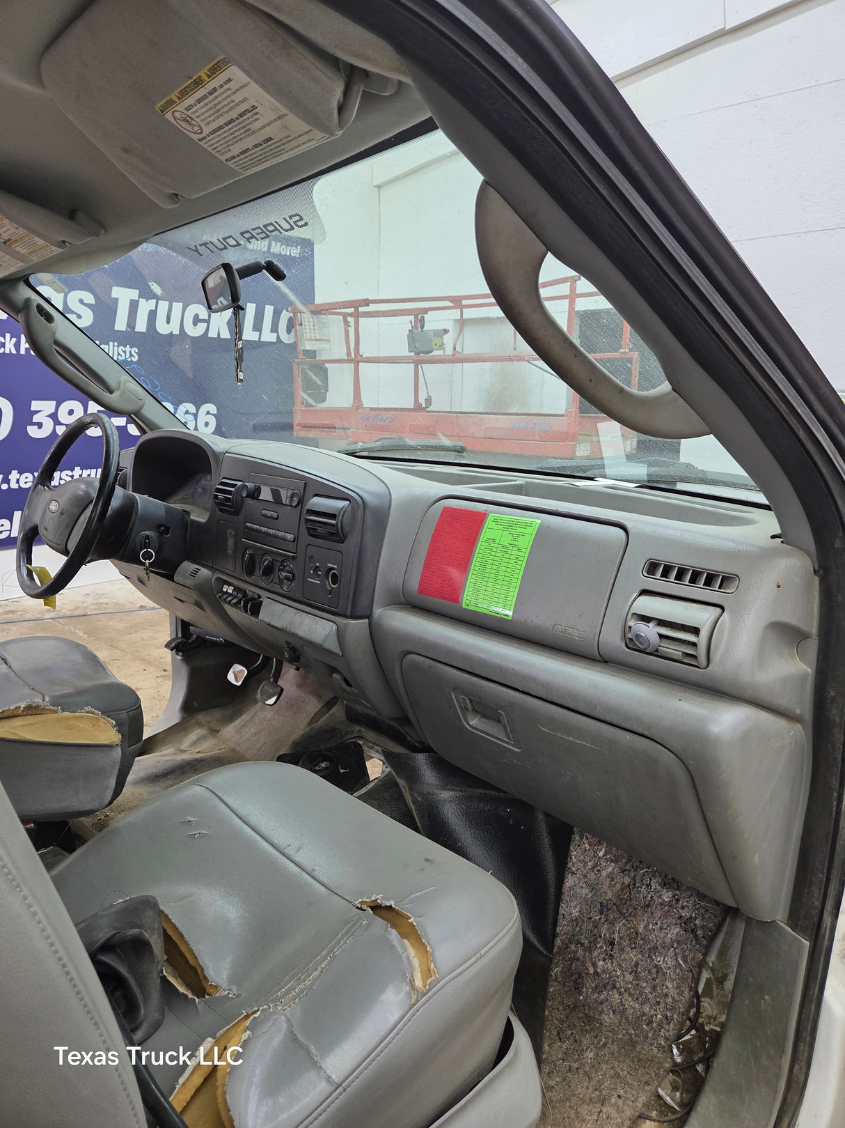 2005-2007 Ford Super Duty F250 F350 F450 F550 2 Door Regular Cab