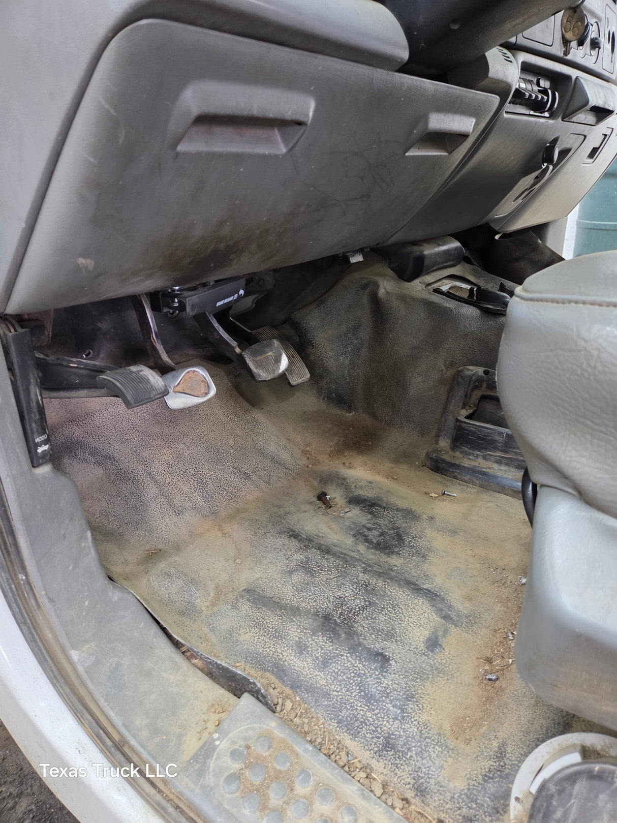 2005-2007 Ford Super Duty F250 F350 F450 F550 2 Door Regular Cab