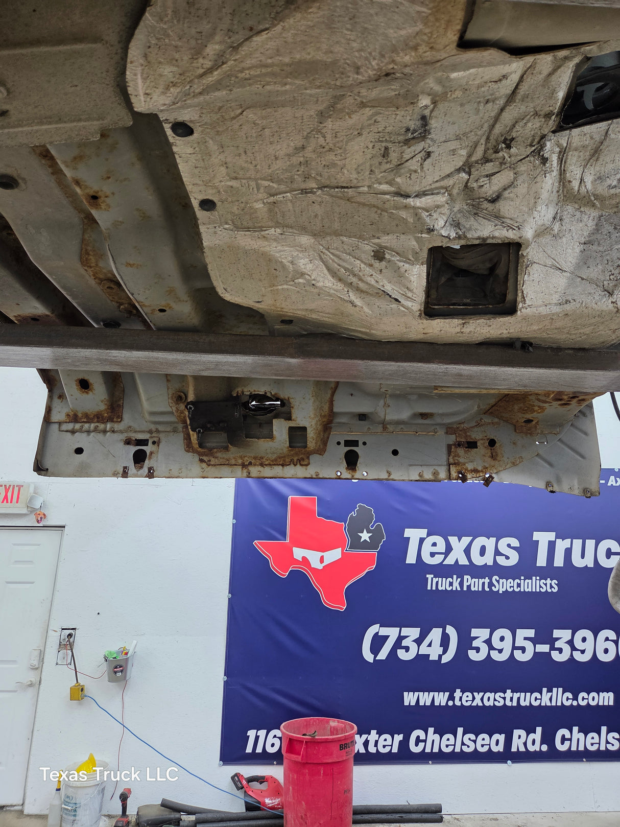 2005-2007 Ford Super Duty F250 F350 F450 F550 2 Door Regular Cab