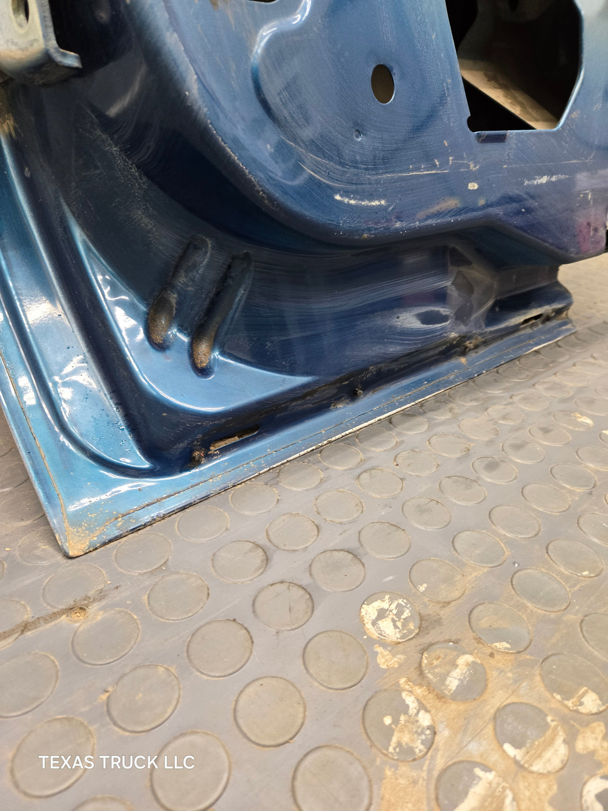 1999-2007 Ford Super Duty F250 F350 F450 F550 LH Extended Cab Driver Side Rear Door