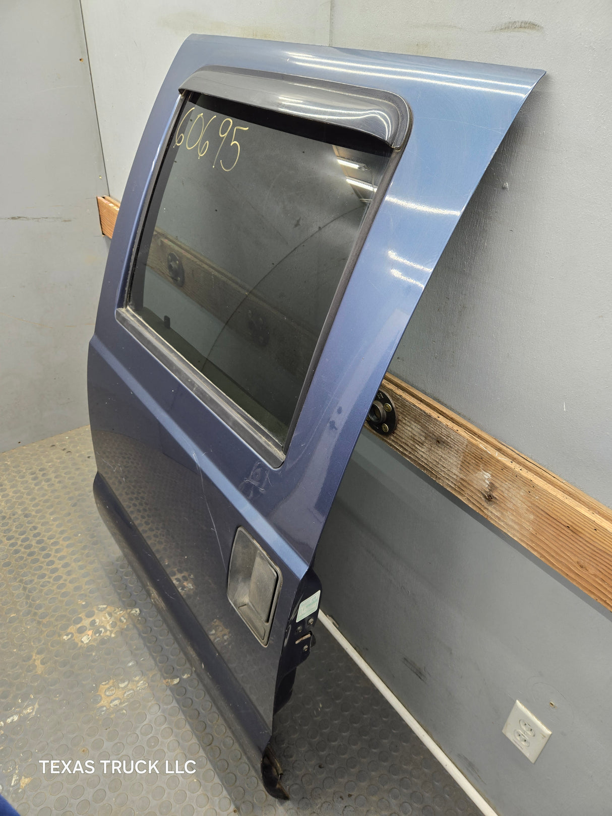 1999-2011 Ford Super Duty LH Driver Side Rear Crew Cab Door F250 F350 F450 F550