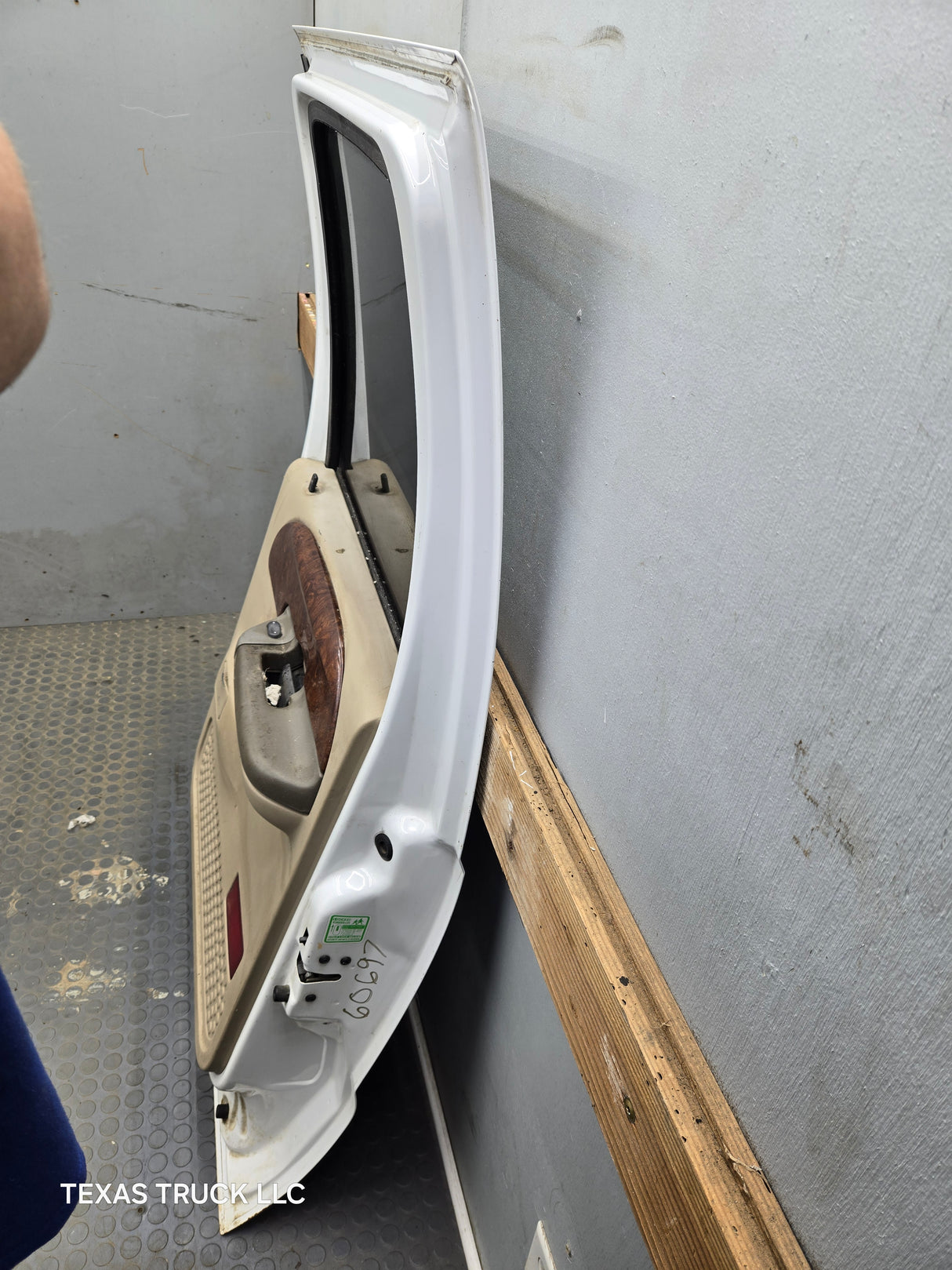 1999-2011 Ford Super Duty RH Passenger Side Rear Crew Cab Door F250 F350 F450 F550