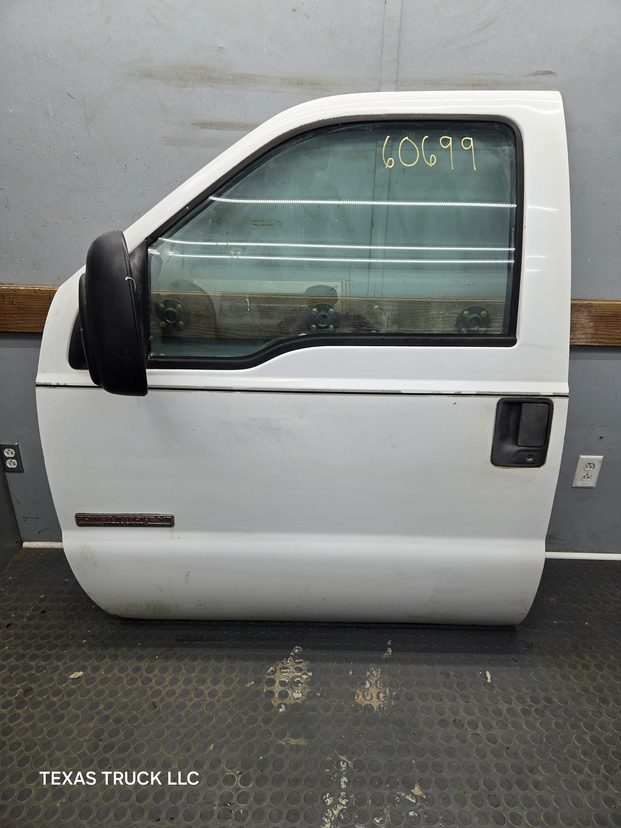 1999-2011 Ford Super Duty LH Driver Side Front Door F250 F350 F450 F550