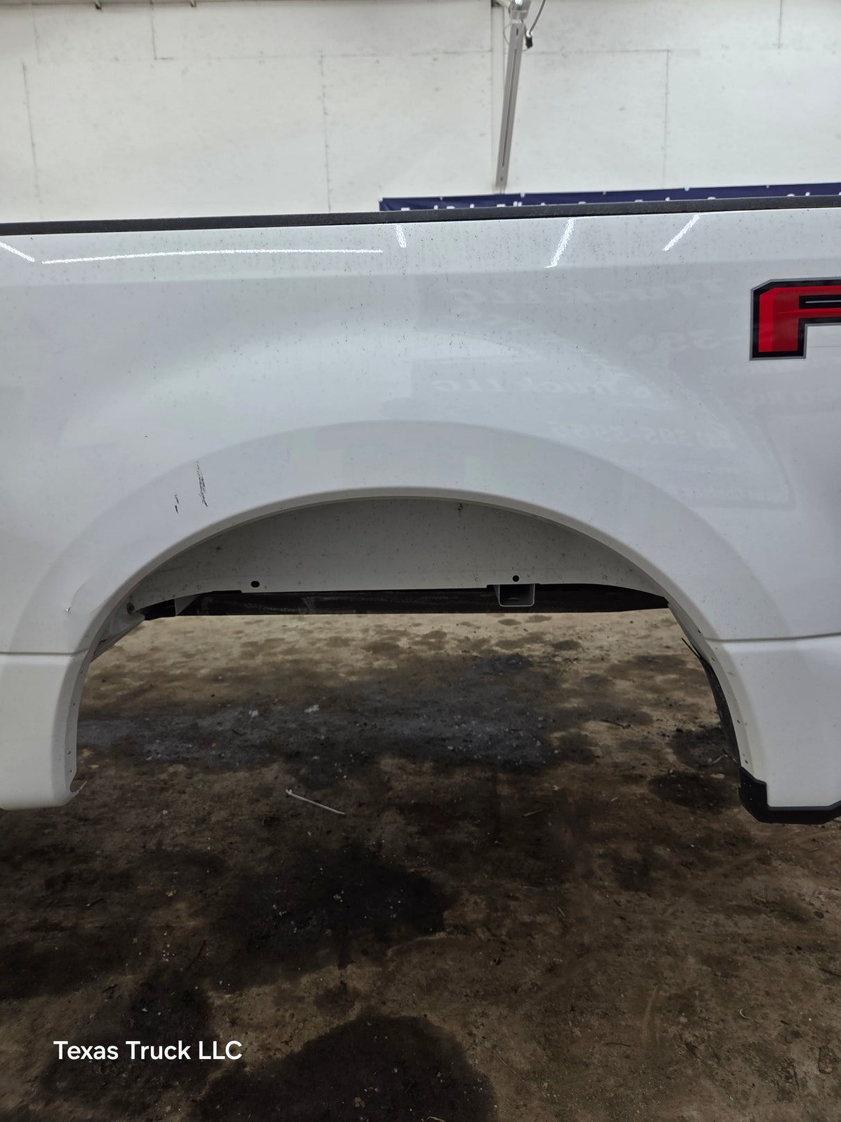 2017-2022 Ford F250 F350 Super Duty 6' 9" Short Truck Bed