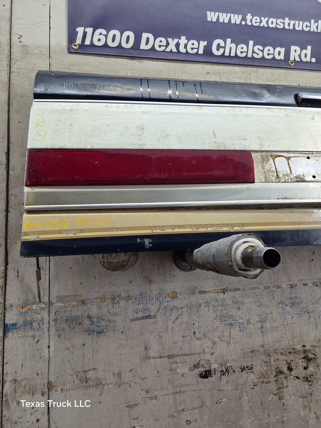 1980-1986 Bullnose / Bricknose / OBS Ford F100 F150 F250 F350 Tailgate