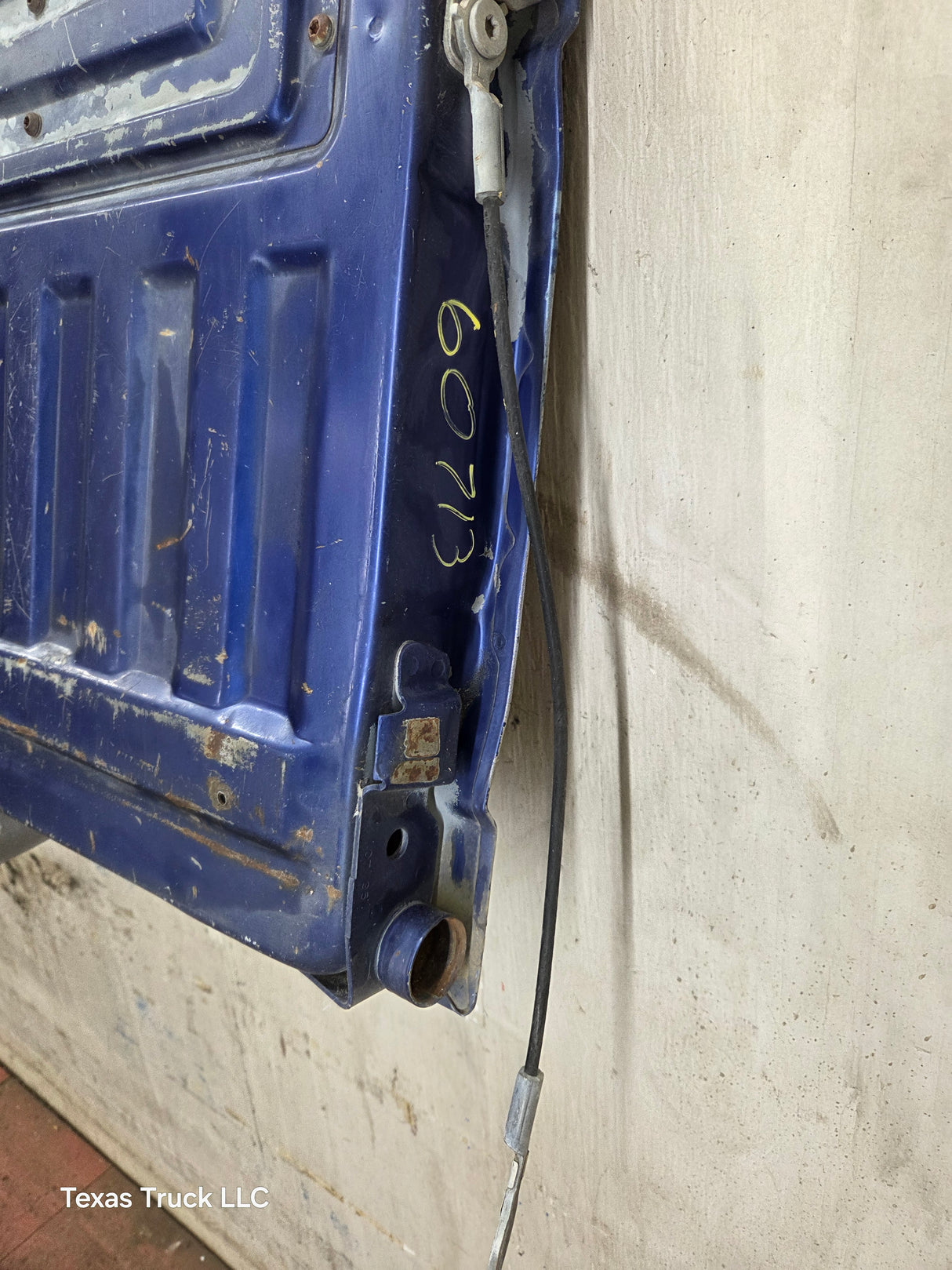 1980-1997 Bullnose / Bricknose / OBS Ford F100 F150 F250 F350 Tailgate