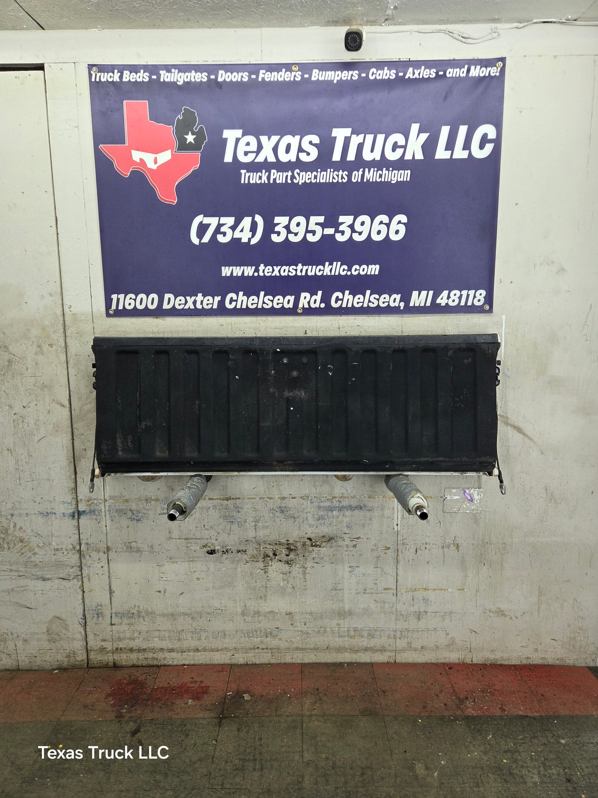1999-2007 Chevrolet Silverado / GMC Sierra 1500 2500 3500 Tailgate