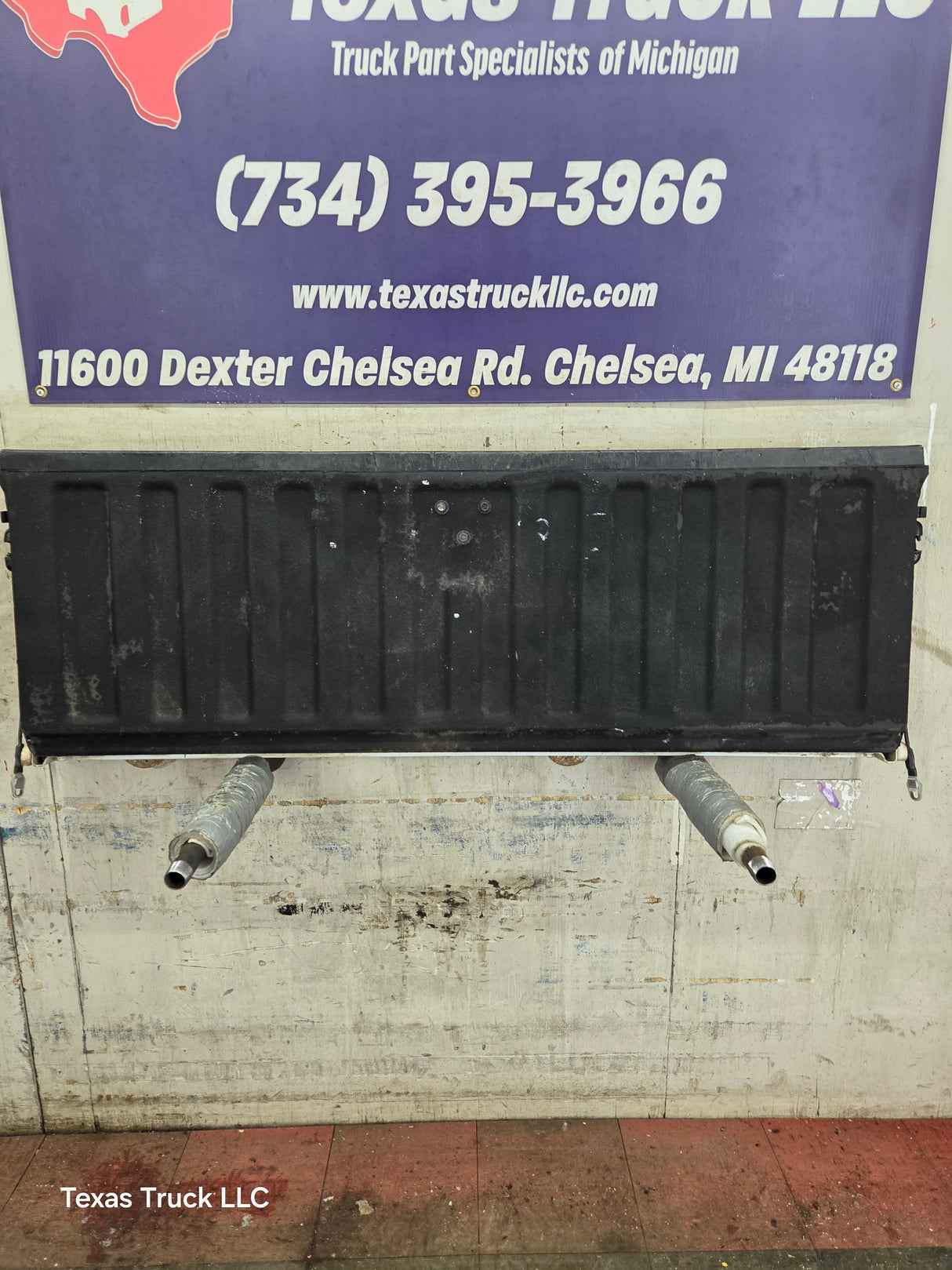 1999-2007 Chevrolet Silverado / GMC Sierra 1500 2500 3500 Tailgate