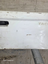 1995-2004 Toyota Tacoma Tailgate - White