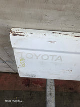1995-2004 Toyota Tacoma Tailgate - White