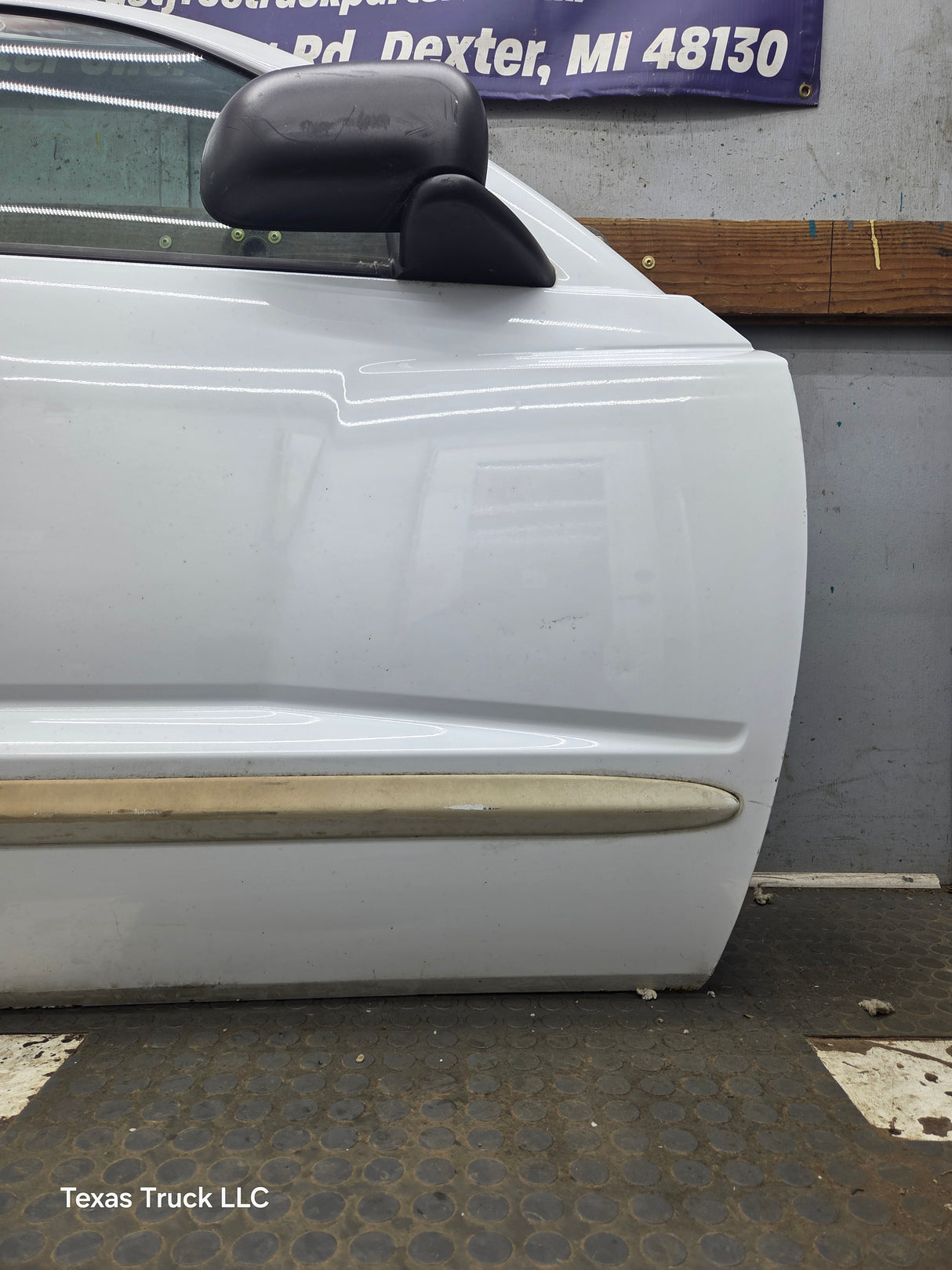 2005-2011 Dodge Dakota Passenger Side RH Front Door